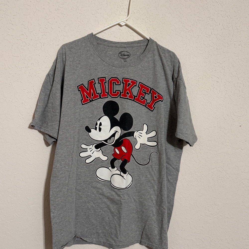 Disney classic retro Mickey Mouse Red and Gray Tee y2k